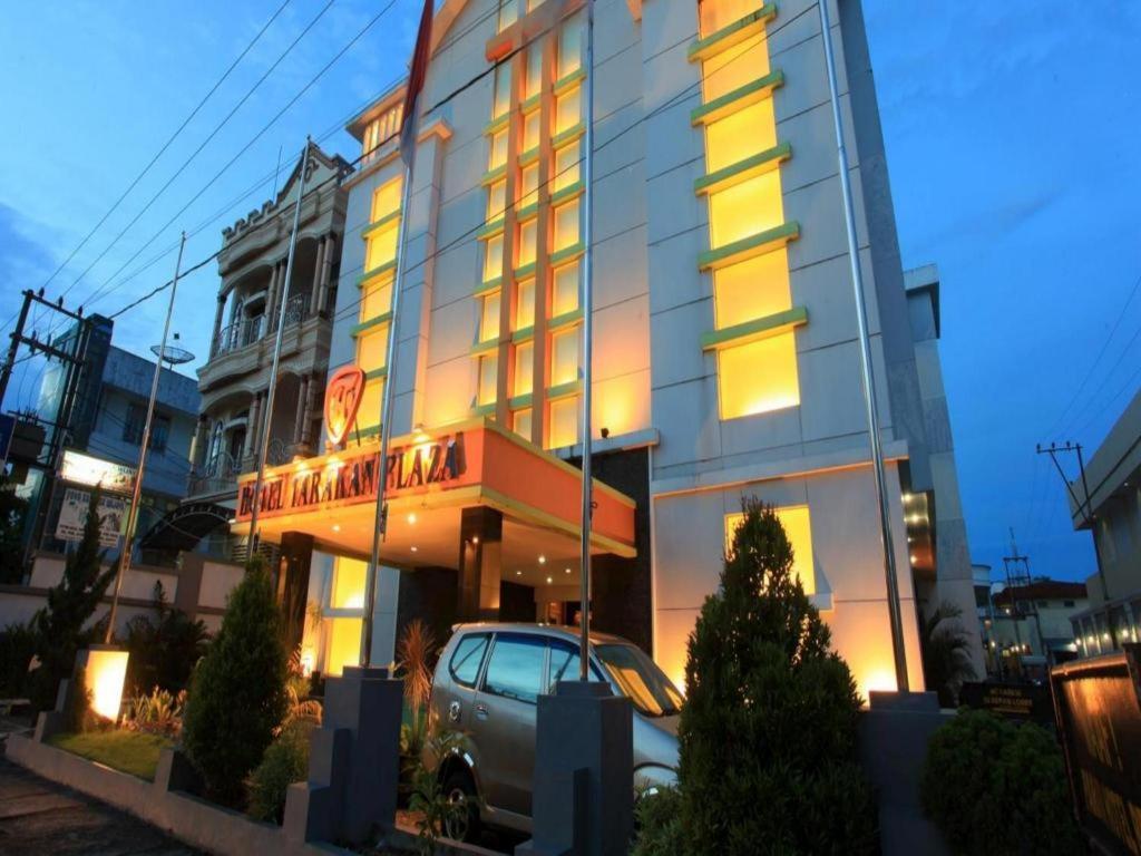 Hotel Tarakan Plaza Eksteriør bilde