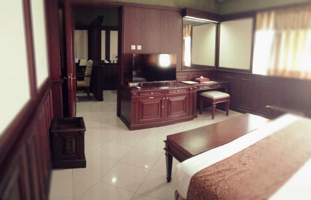 Hotel Tarakan Plaza Eksteriør bilde