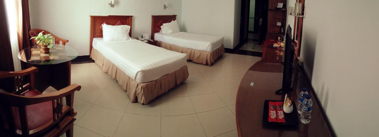 Hotel Tarakan Plaza Eksteriør bilde