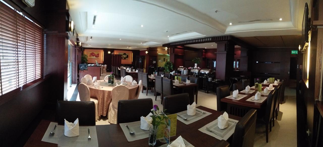Hotel Tarakan Plaza Eksteriør bilde