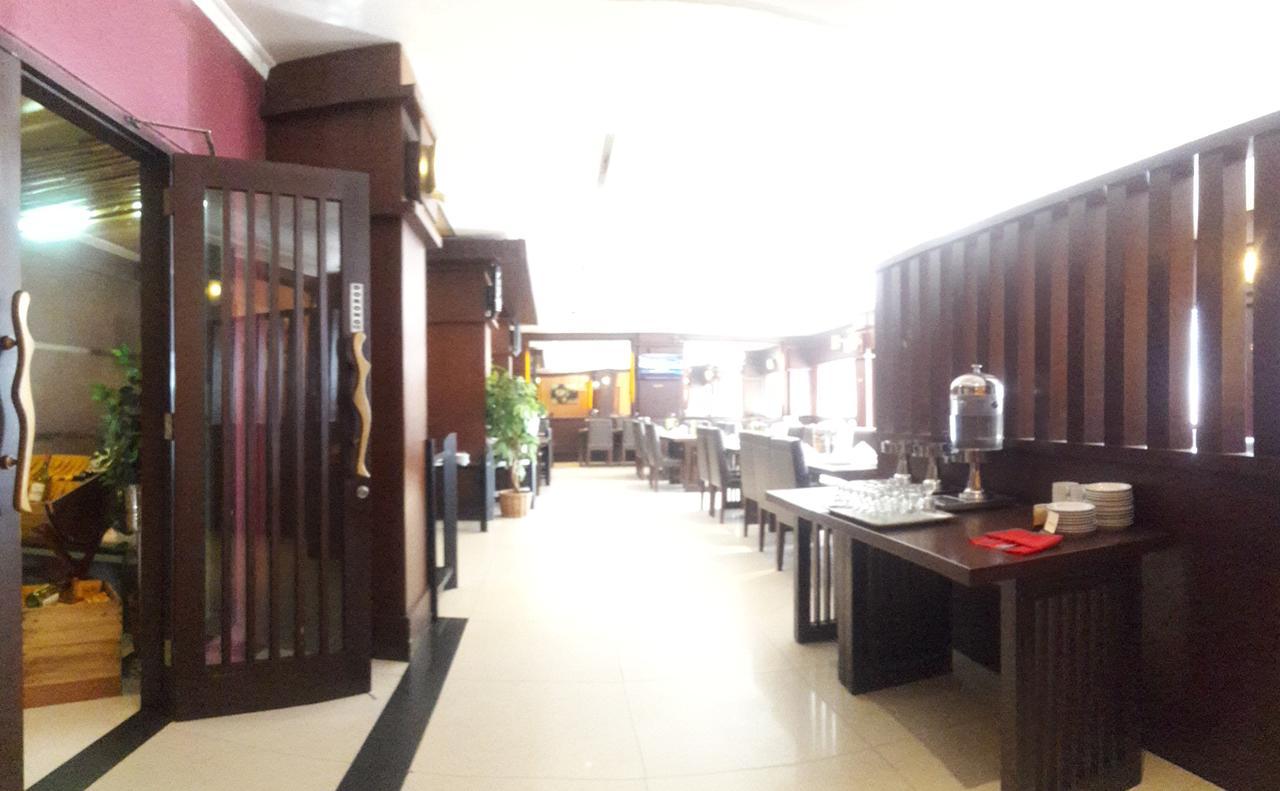 Hotel Tarakan Plaza Eksteriør bilde