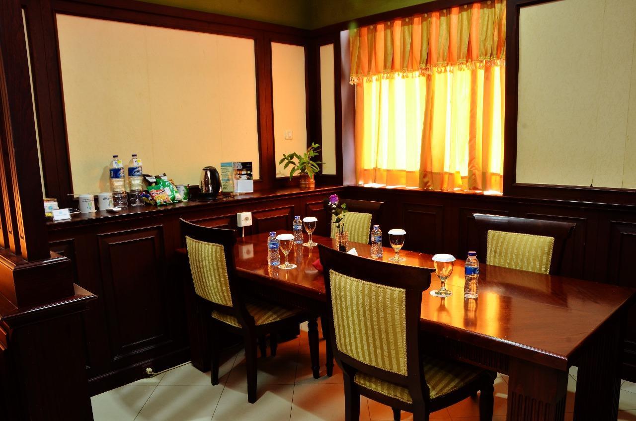 Hotel Tarakan Plaza Eksteriør bilde